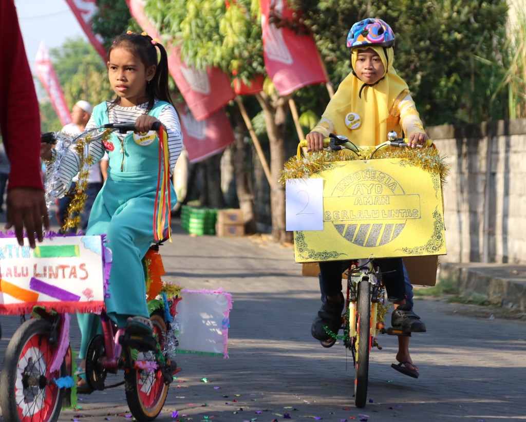 Festival Kampung Berseri Astra Semarang: Ajak Masyarakat Aman Berlalu Lintas